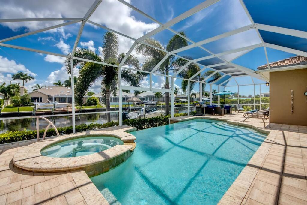 Villa Martinique By Coralvilla เคปคอรัล ภายนอก รูปภาพ